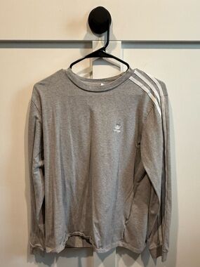 adidas Light Gray Trefoil Crewneck Long Sleeve Shirt